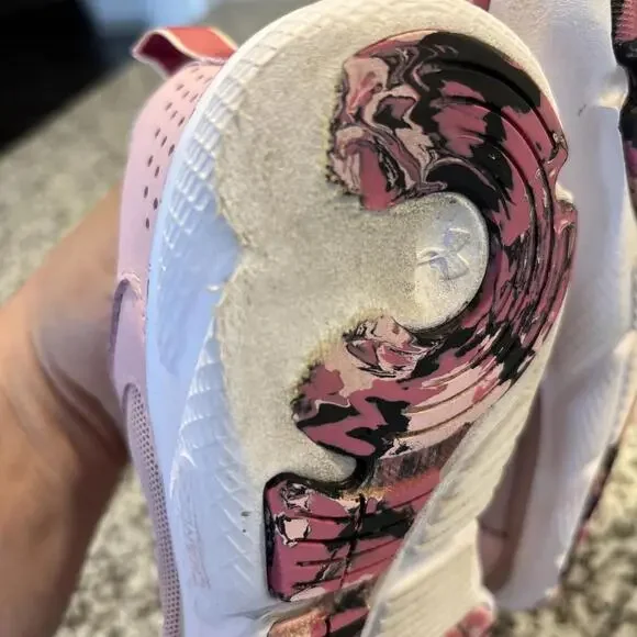 Under Armour Women's‎ Tennis Shoes Size 7 Gray PINK DUAL FOAM - Picture 7 of 10